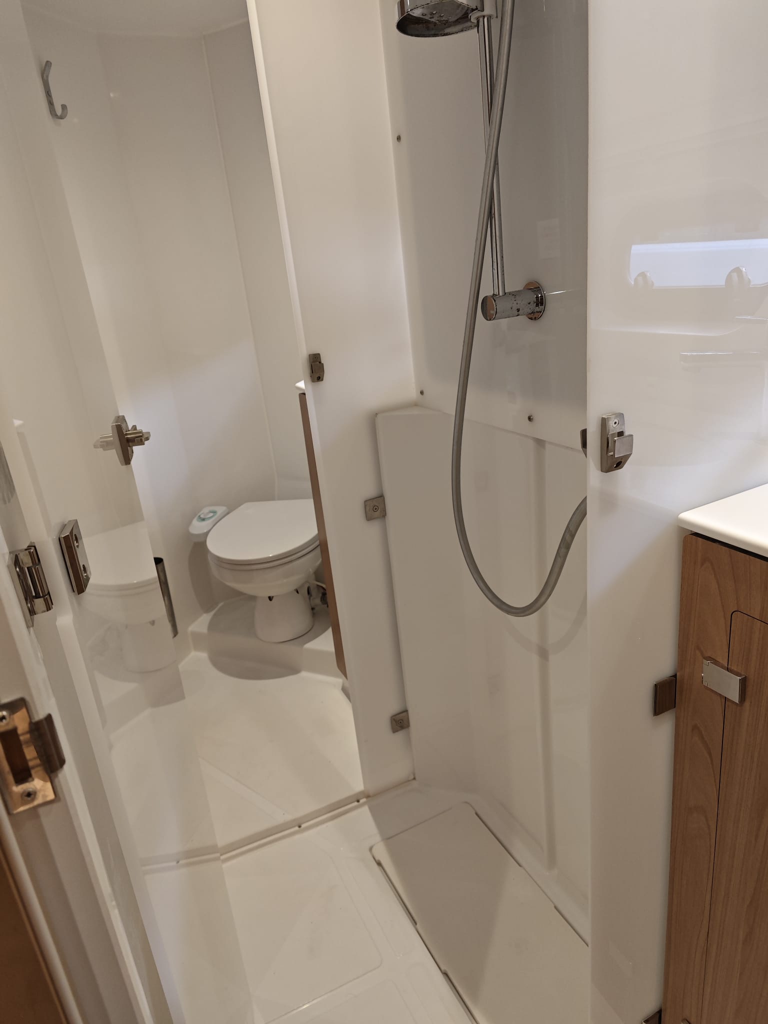 Bali 4.2, 3 kabin, İngiliz Bayrak #2435