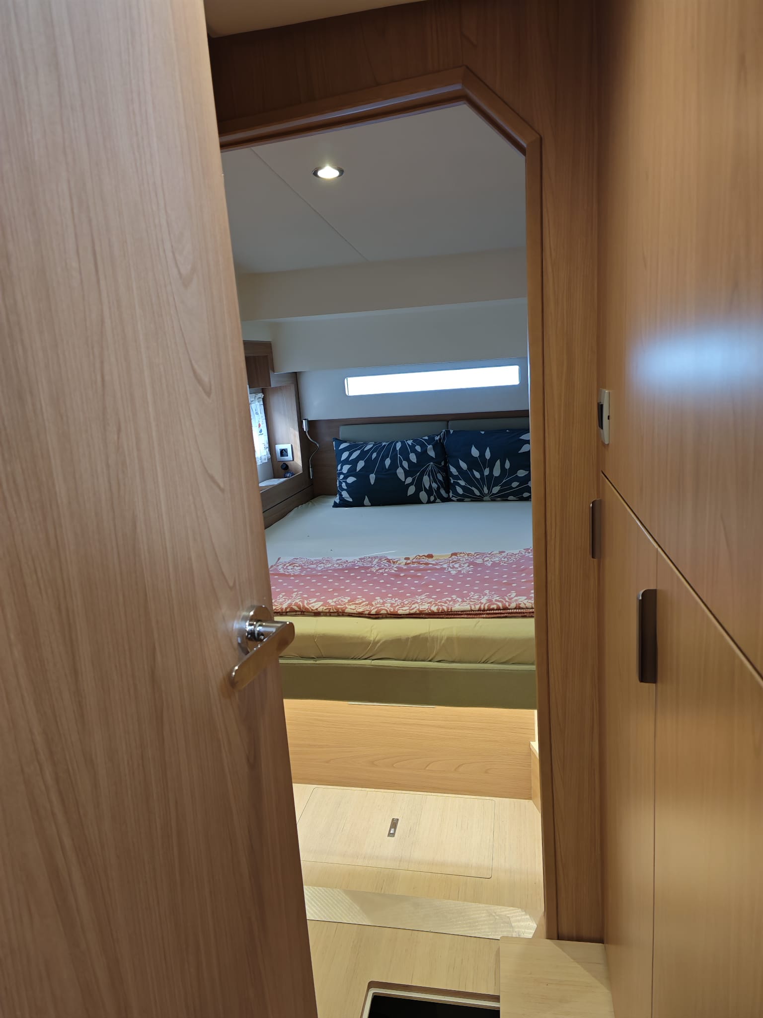 Bali 4.2, 3 kabin, İngiliz Bayrak #2435