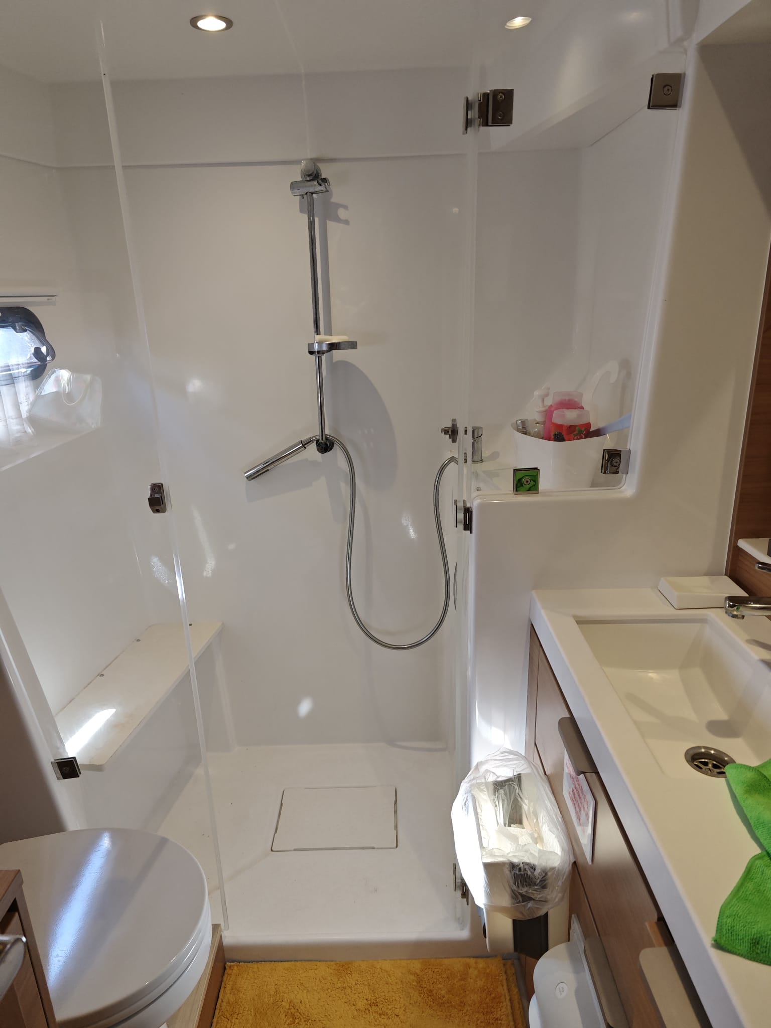 Bali 4.2, 3 kabin, İngiliz Bayrak #2435